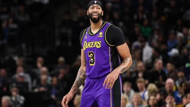 相报道的焦 相报道的焦