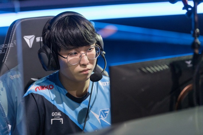 足球比赛充 足球比赛充